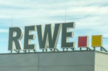 Die Hauptzentrale der Rewe Group in Köln – Sitz eines Handelsgiganten (Foto: AdobeStock 592782226-Annabell Gsödl)